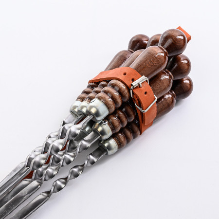 A set of skewers 670*12*3 mm in a leather quiver в Томске