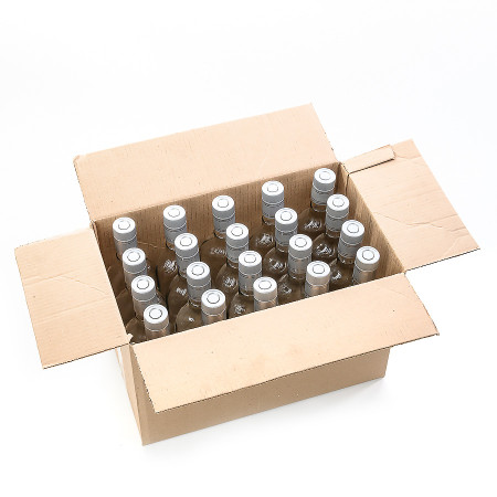 20 бутылок "Фляжка" 0,5 л с пробками гуала в коробке в Томске